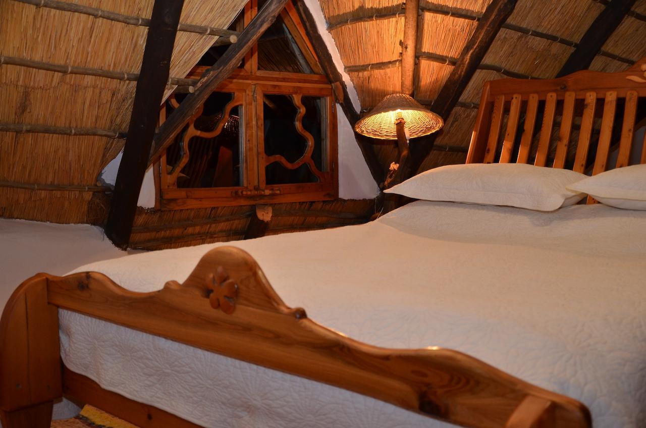 Antbear Eco Lodge Drakensberg Emhubeni Room photo